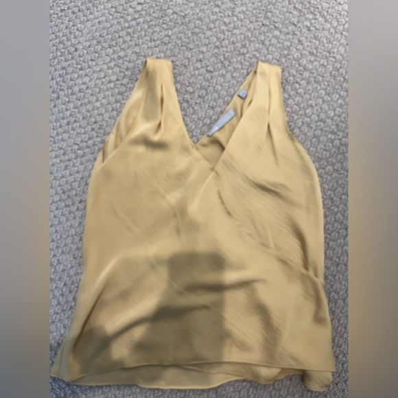 Vince yellow satin tank top - Picture 2 of 2